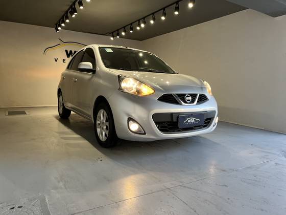 NISSAN MARCH 1.6 SV 16V FLEX 4P XTRONIC NISSAN MARCH 1.6 SV 16V FLEX 4P XTRONIC